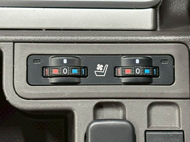 トヨタ&nbsp;ランドクルーザープラドの画像11