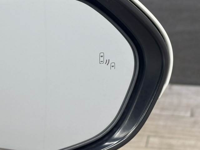 トヨタ&nbsp;C-HRの画像8