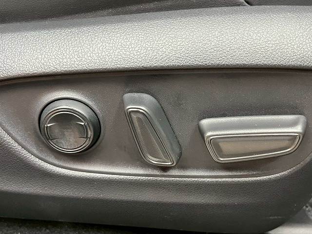 トヨタ&nbsp;ハリアーの画像5