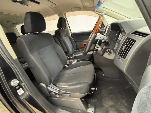 三菱&nbsp;デリカD5の画像5