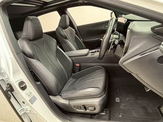 RX◆RX500h “F SPORT Performance” 内装他