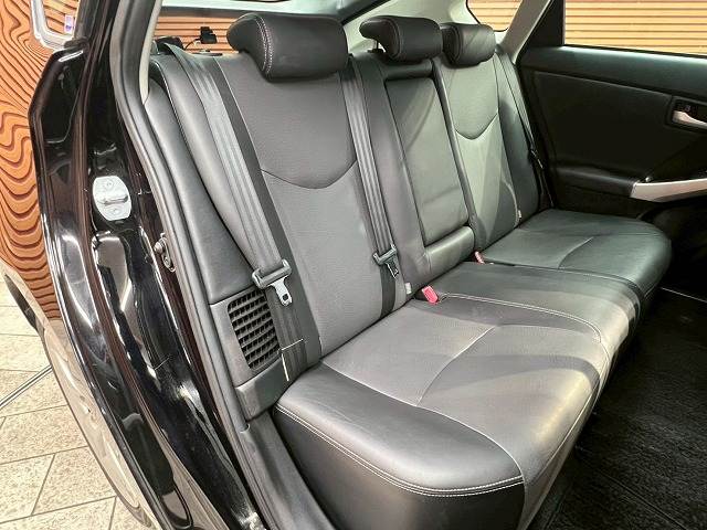 トヨタ プリウスの画像9