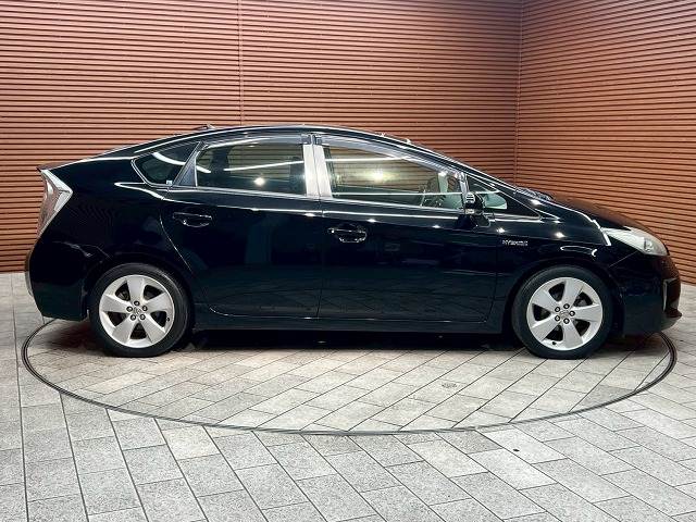 トヨタ プリウスの画像18