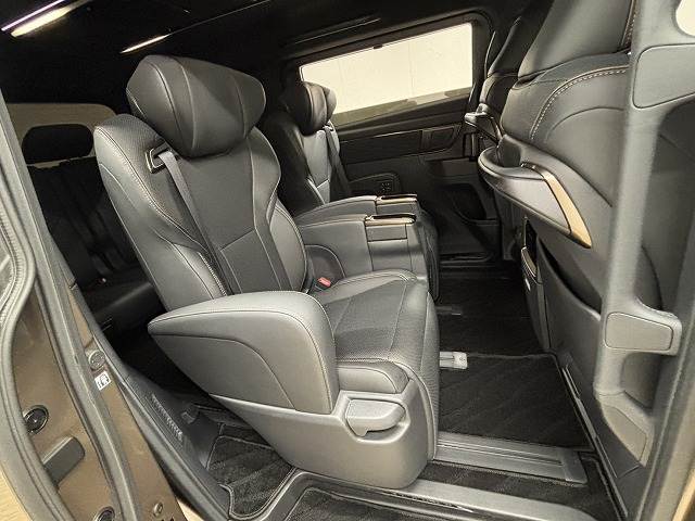 アルファード◆Z 7人乗り 内装他