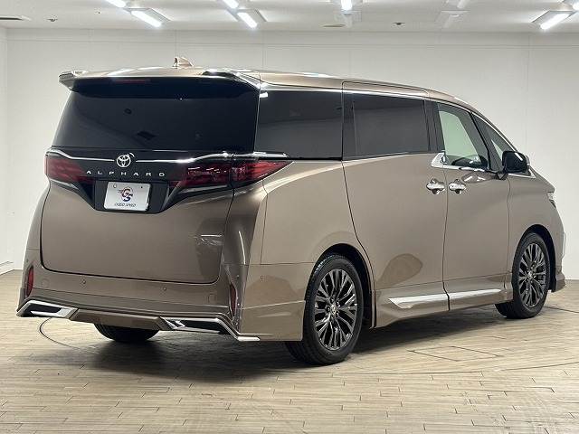 トヨタ&nbsp;アルファードの画像16