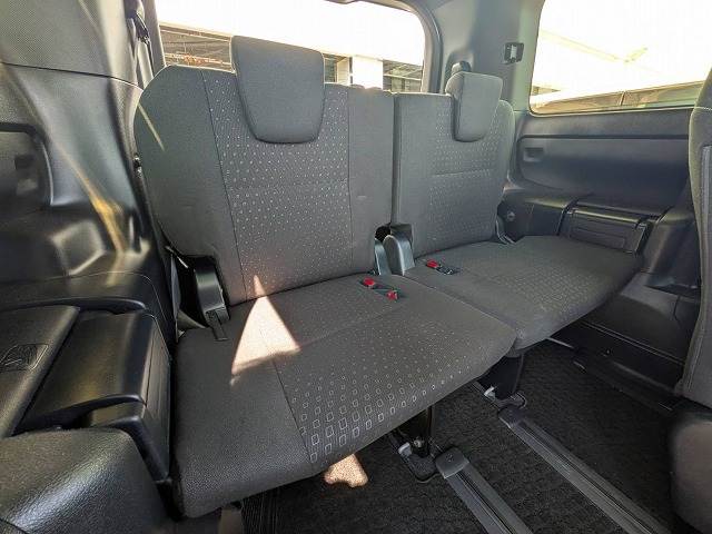 トヨタ ノアハイブリッドの画像7