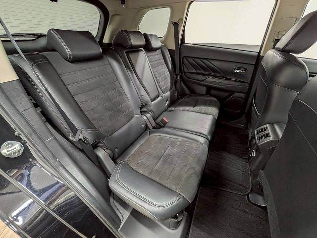 三菱&nbsp;アウトランダーPHEVの画像6