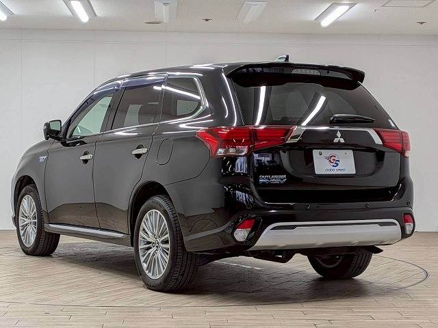 三菱&nbsp;アウトランダーPHEVの画像17