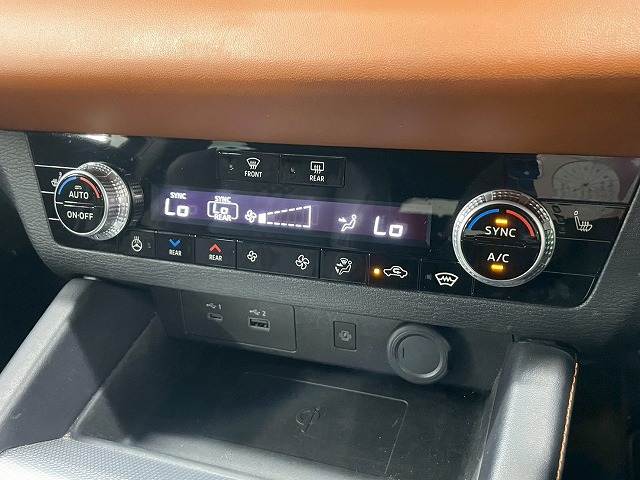 三菱 アウトランダーPHEVの画像14