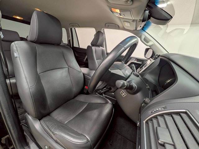 トヨタ&nbsp;ランドクルーザープラドの画像5