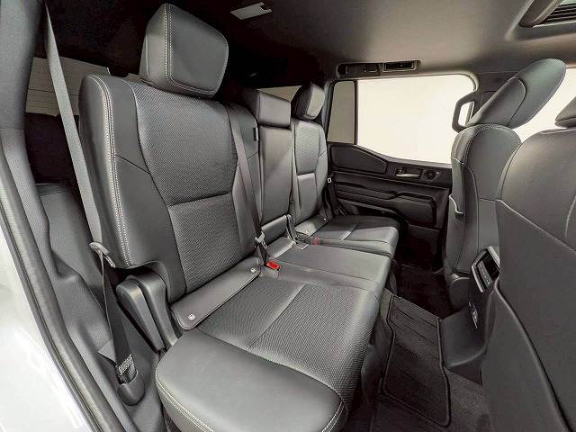 ランドクルーザー250◆VX 7人乗り 内装他