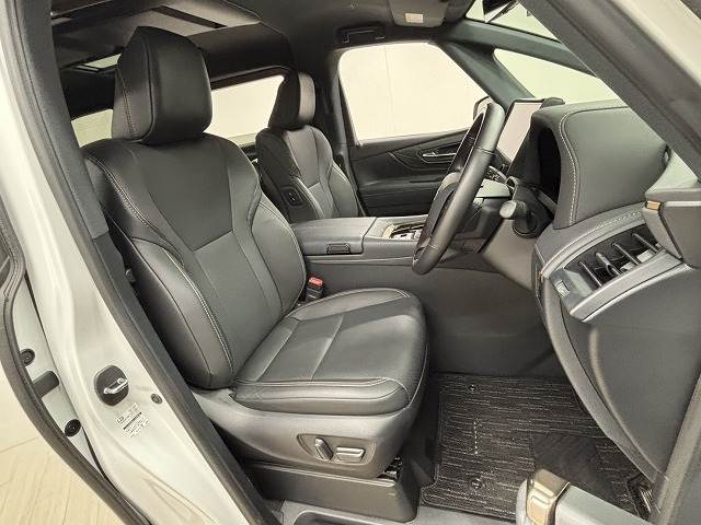 トヨタ&nbsp;アルファードの画像5