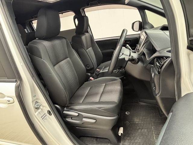 トヨタ&nbsp;ヴォクシーの画像5