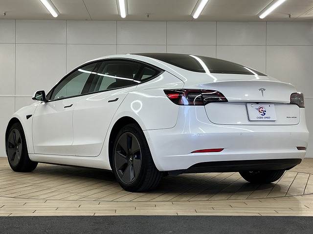 テスラ&nbsp;Model 3の画像17
