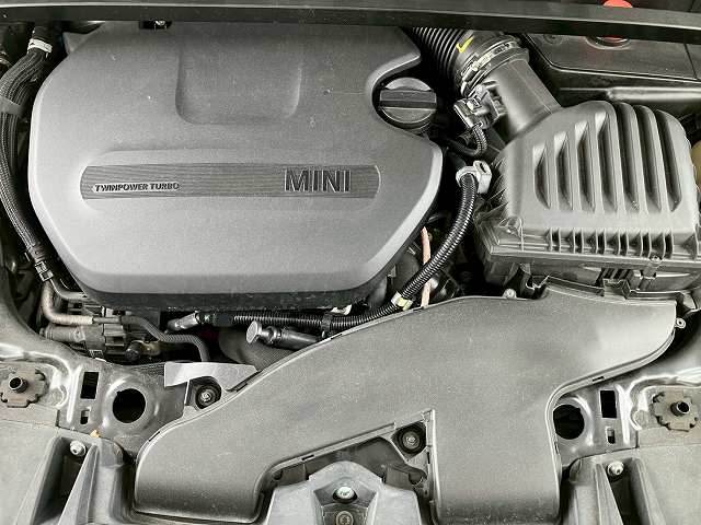 BMW MINI CROSSOVERの画像18