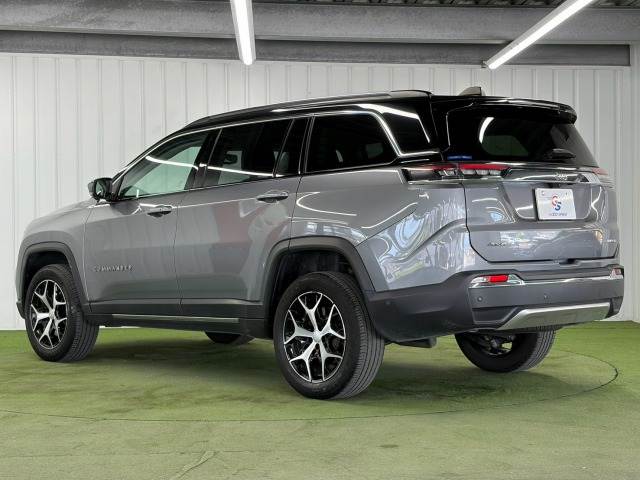 クライスラー JEEP COMMANDERの画像17