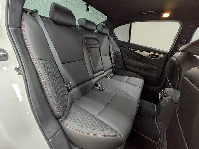 日産&nbsp;スカイラインの画像12