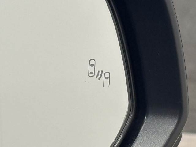 トヨタ ヴォクシーの画像8