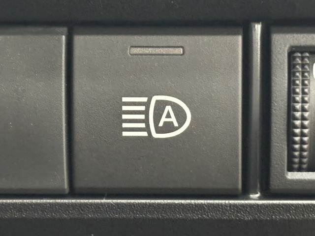 トヨタ ヴォクシーの画像9