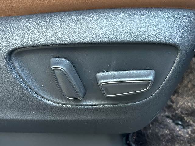 トヨタ ヴェルファイアの画像12