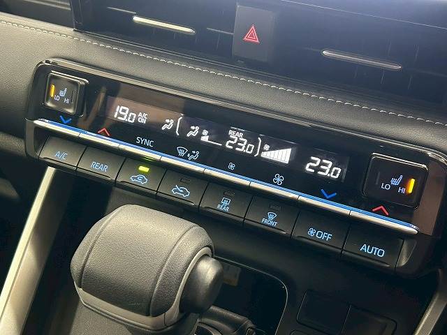 トヨタ ノアの画像11