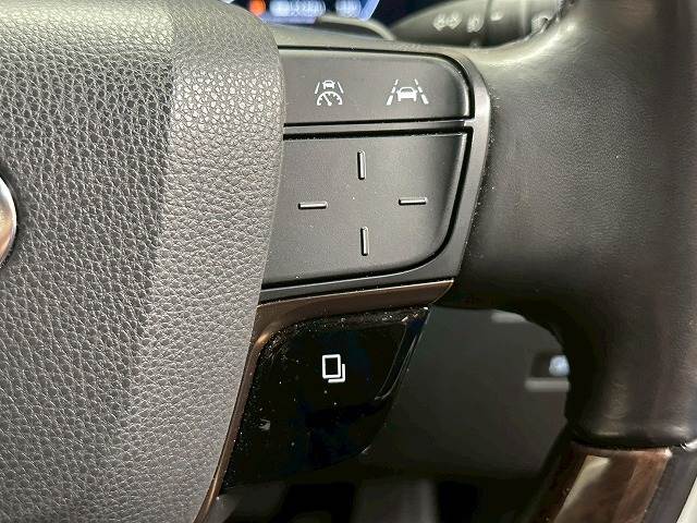 トヨタ ヴェルファイアハイブリッドの画像7