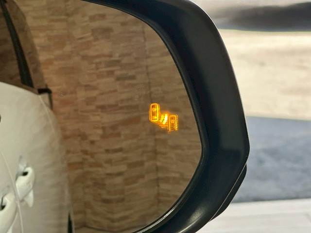 トヨタ ヴェルファイアハイブリッドの画像10