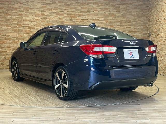 スバル インプレッサG4の画像16