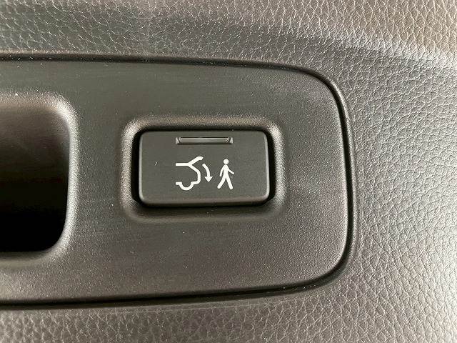 ホンダ ヴェゼルハイブリッドの画像7