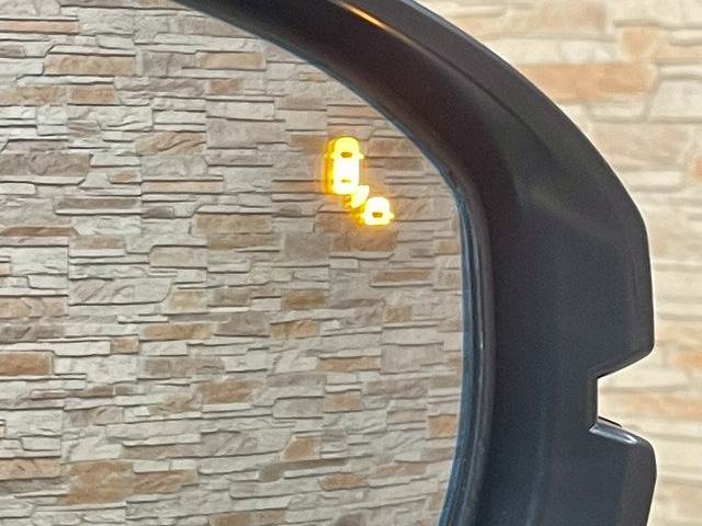 ホンダ ヴェゼルハイブリッドの画像8