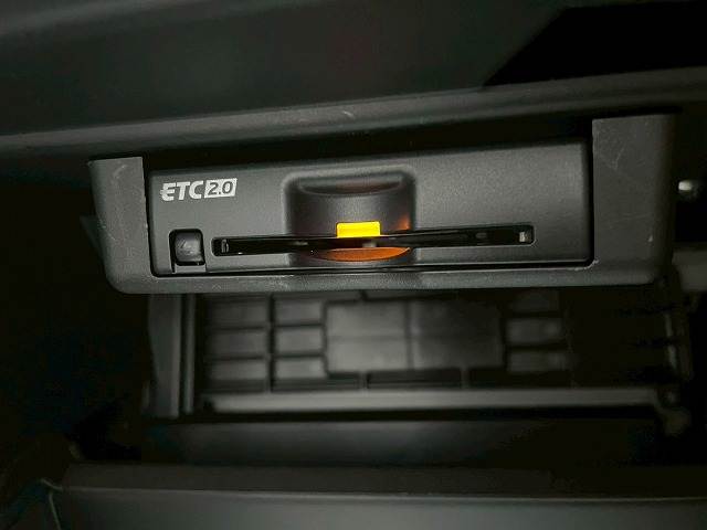 三菱 アウトランダーPHEVの画像12