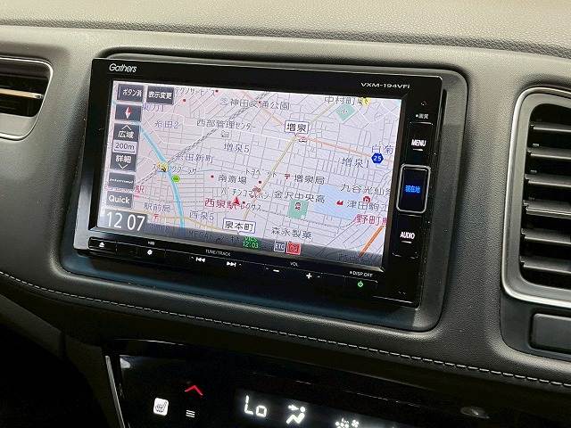 ヴェゼルハイブリッドHYBRID Z 内装他