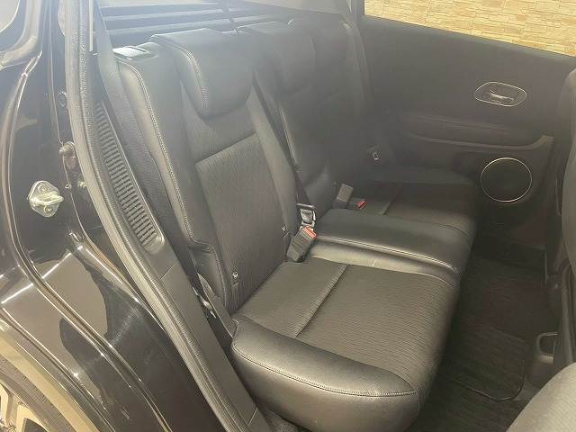 ヴェゼルハイブリッドHYBRID Z 内装他