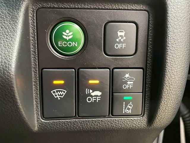 ホンダ ヴェゼルハイブリッドの画像8