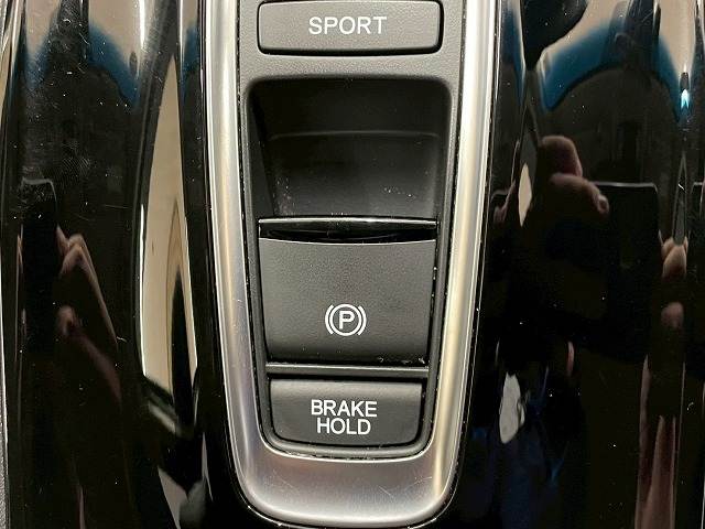 ホンダ ヴェゼルハイブリッドの画像9