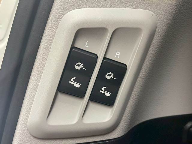 トヨタ ランドクルーザープラドの画像12