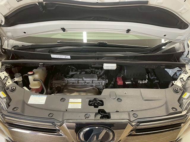 トヨタ ヴェルファイアの画像18