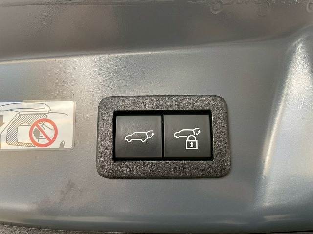 トヨタ プリウスの画像11