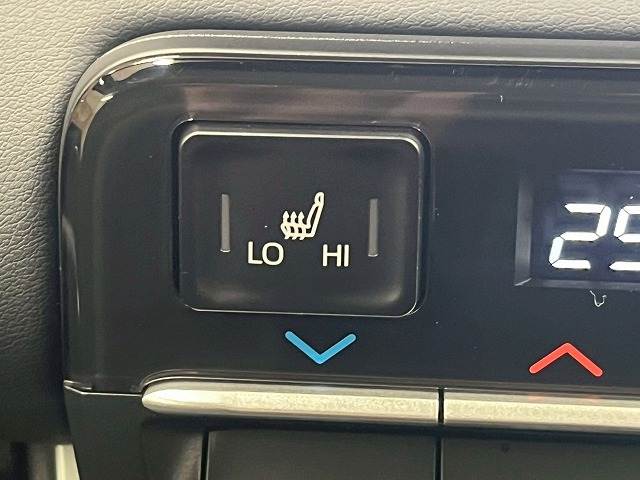 トヨタ ヴォクシーの画像11