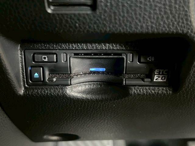 トヨタ ヴォクシーの画像12