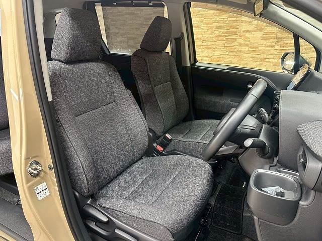 シエンタハイブリッドZ 内装他