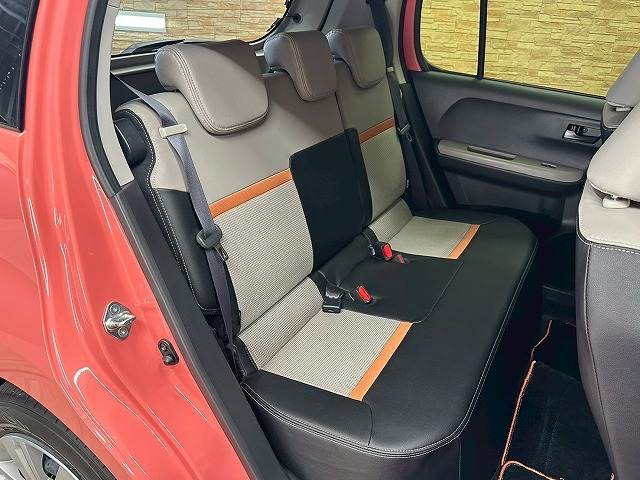 パッソMODA “Charm” 内装他