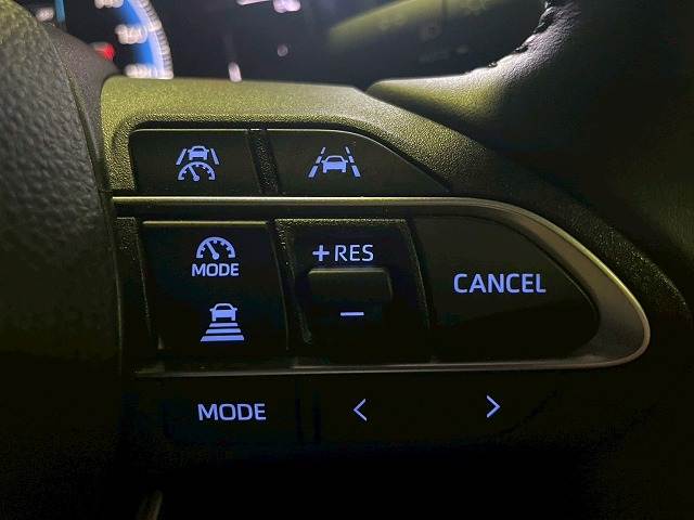 トヨタ ヴォクシーハイブリッドの画像7