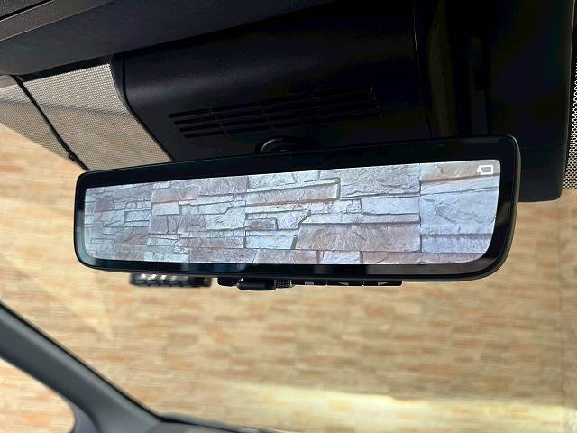 トヨタ アルファードの画像11