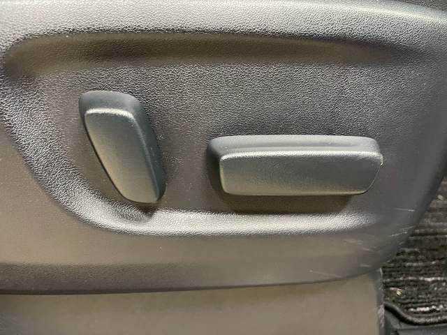 トヨタ アルファードの画像11