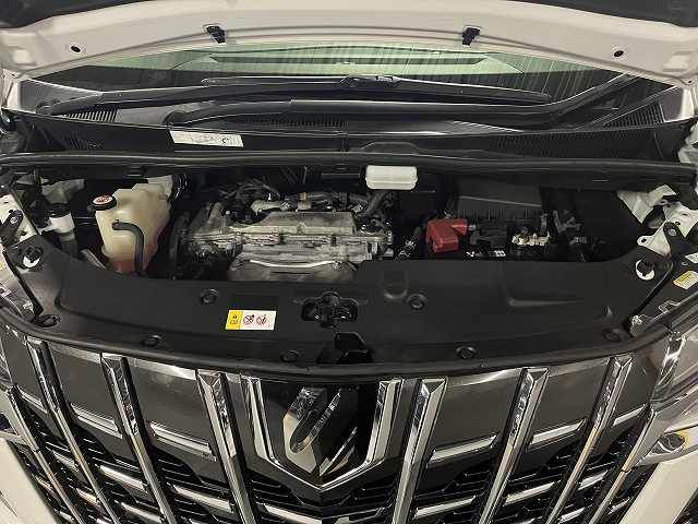 トヨタ アルファードの画像18