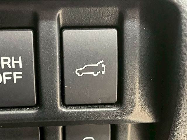 スバル フォレスターの画像12