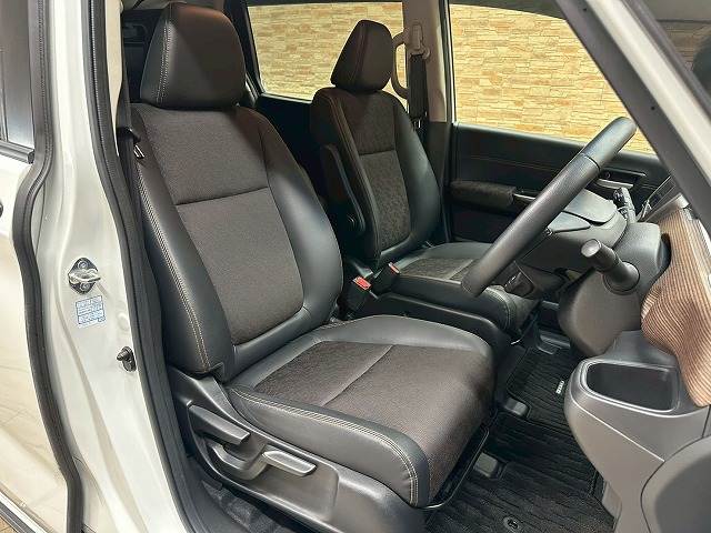 フリードCROSSTAR Honda SENSING 内装他