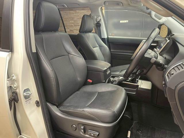 トヨタ ランドクルーザープラドの画像5