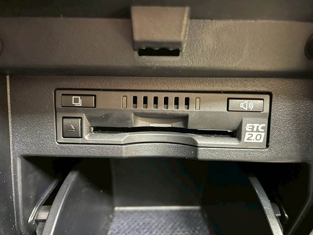 トヨタ アルファードの画像12